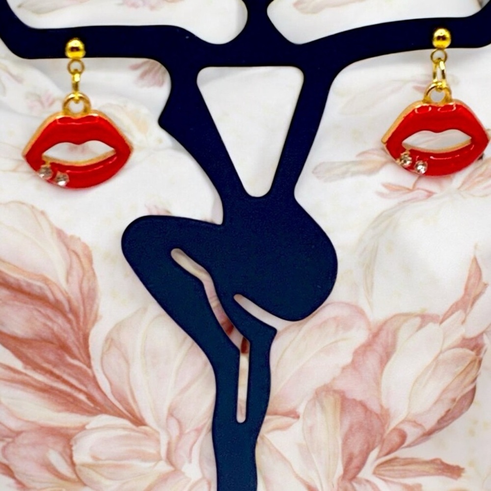 Red Lips Gold & Bright With 2 Crystals Stud Dangle Earrings - Picture 2 of 7